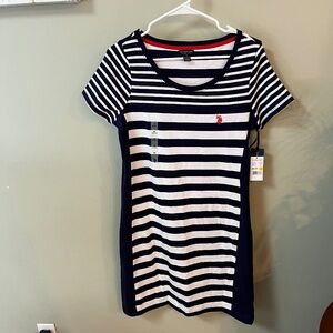 NWT/U.S. Polo Assn. Color Block T-Shirt Dress/Navy Blue & White/Medium